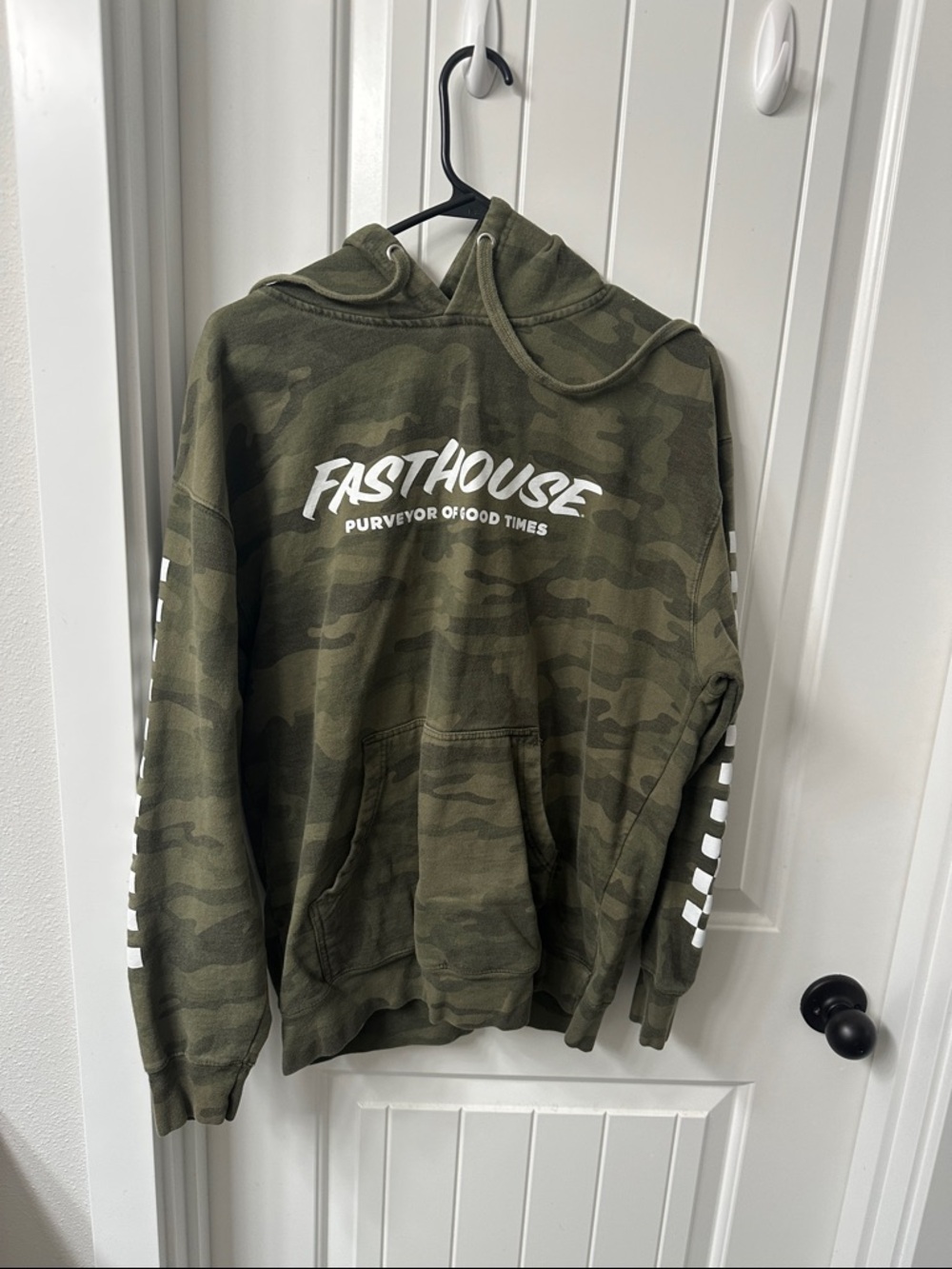 Fasthouse Women’s Olive Camo Crewneck Hoodie
